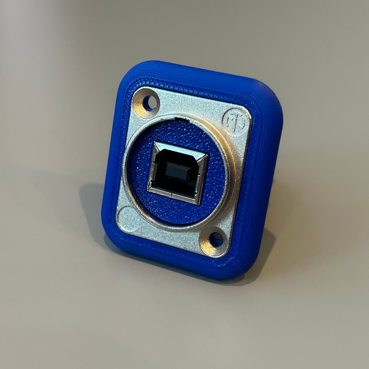 Neutrik NAUSB Surround and Insert - Blue image